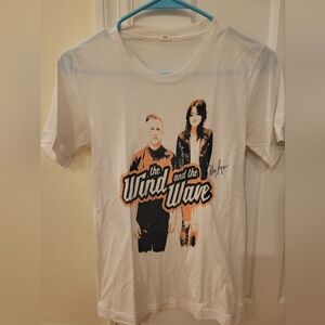 The Wind and The Wave Graphic T-Shirt